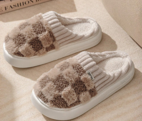 DAMINI™ - Comfy Fluffy Indoor Plush Non-Slip Slippers